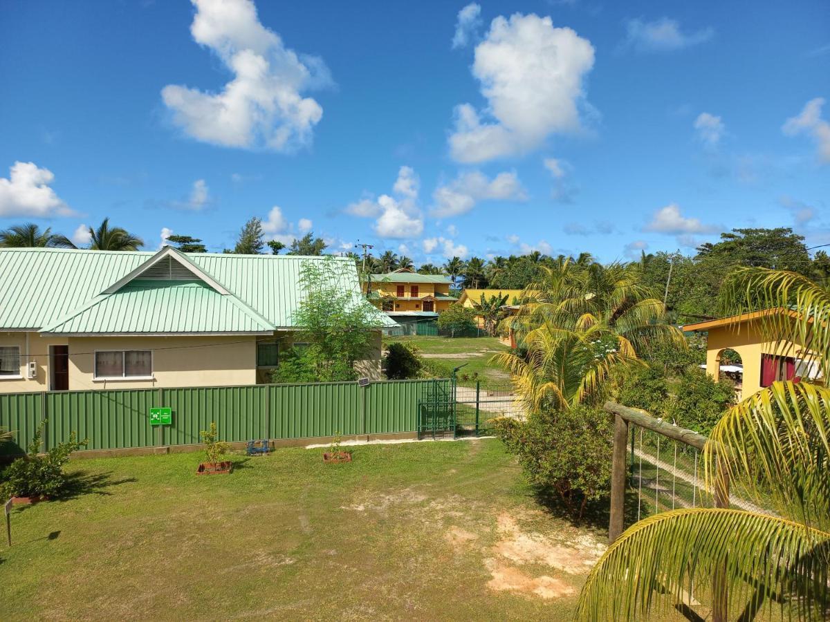 Appartement Blue Sky Self Catering à Grand Anse  Extérieur photo