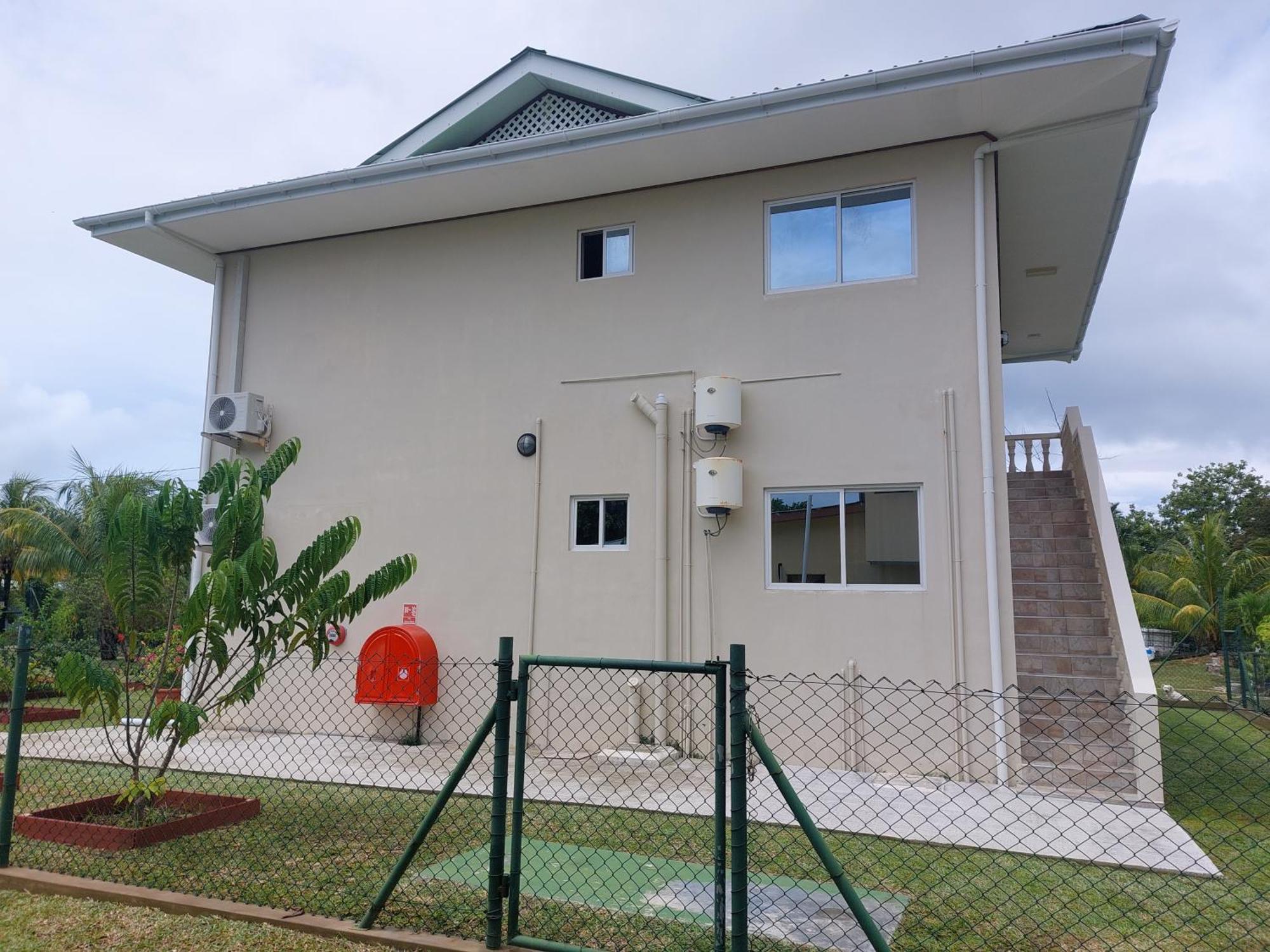 Appartement Blue Sky Self Catering à Grand Anse  Extérieur photo